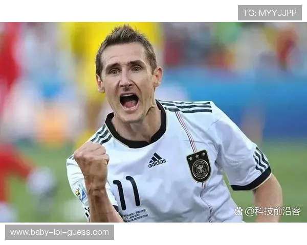 足球场上穿20号球衣的传奇人物与他的辉煌足坛之路